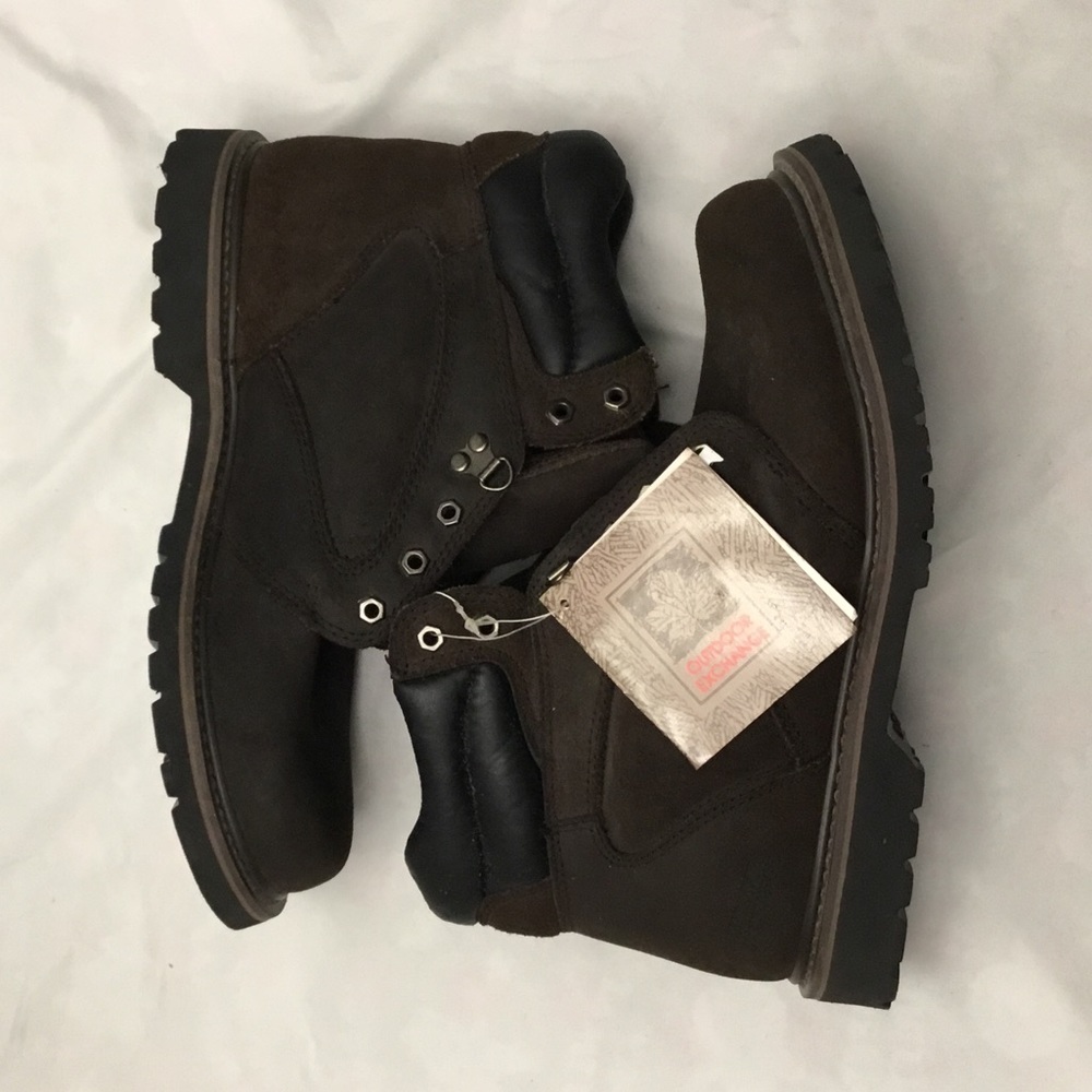 OUTDOOR EXCHANGE BOOTS